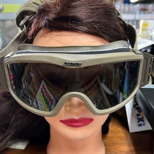 Preowned. ESS Profile NVG Green Ballistic Goggles